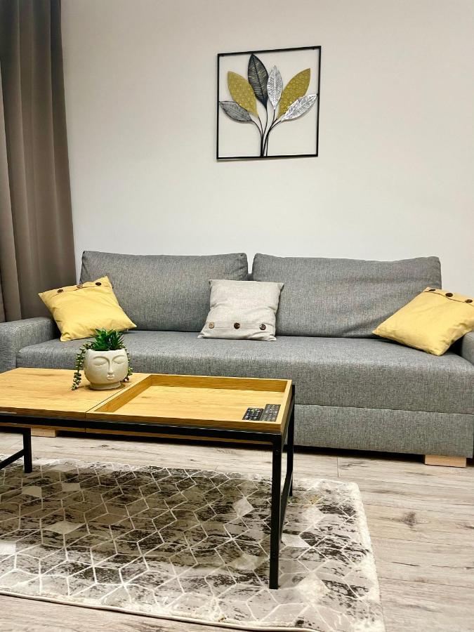 Sleep & Go Modlin Airport Apartment *